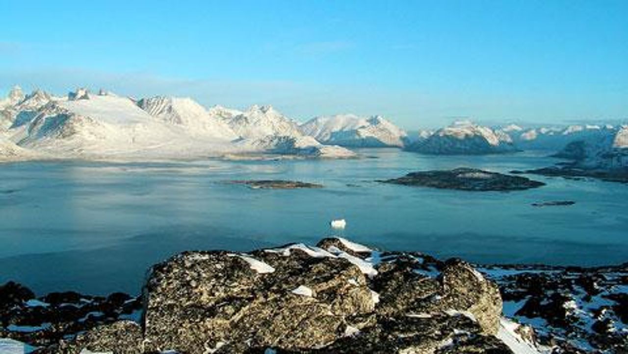 Ein Fjord in Grönland